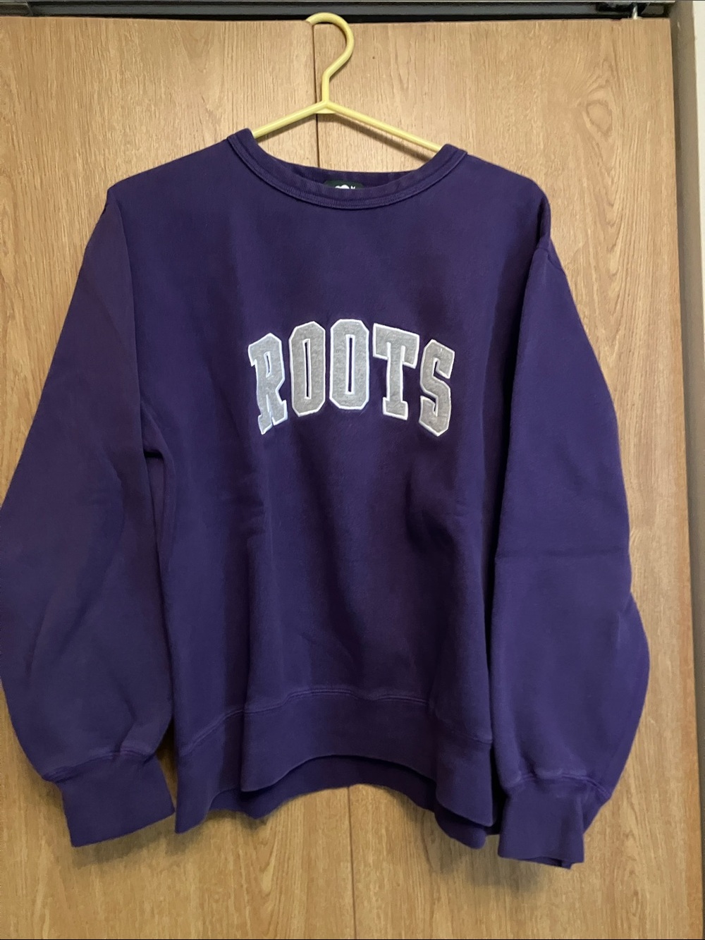 Roots  Purple Sweat shirt